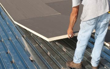 benefits of insulating Yondover flat roofing